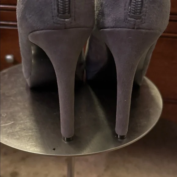 NWOT NINE WEST Women's Peep-Toe Ankle Boots - Picture 7 of 13